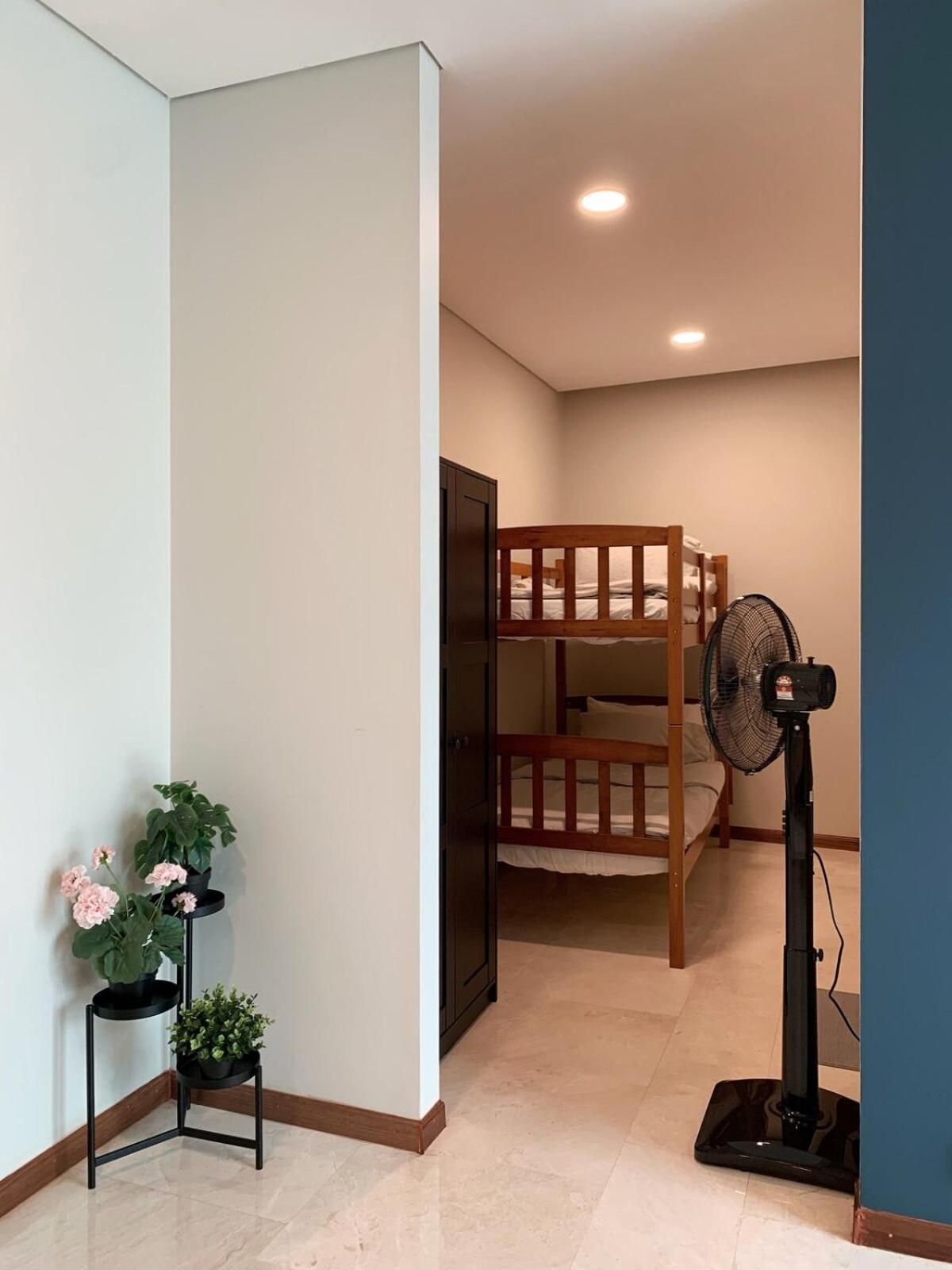 Sky Klcc Level 58, 600mbps Wifi - 2r 1bb Apartment Kuala Lumpur
