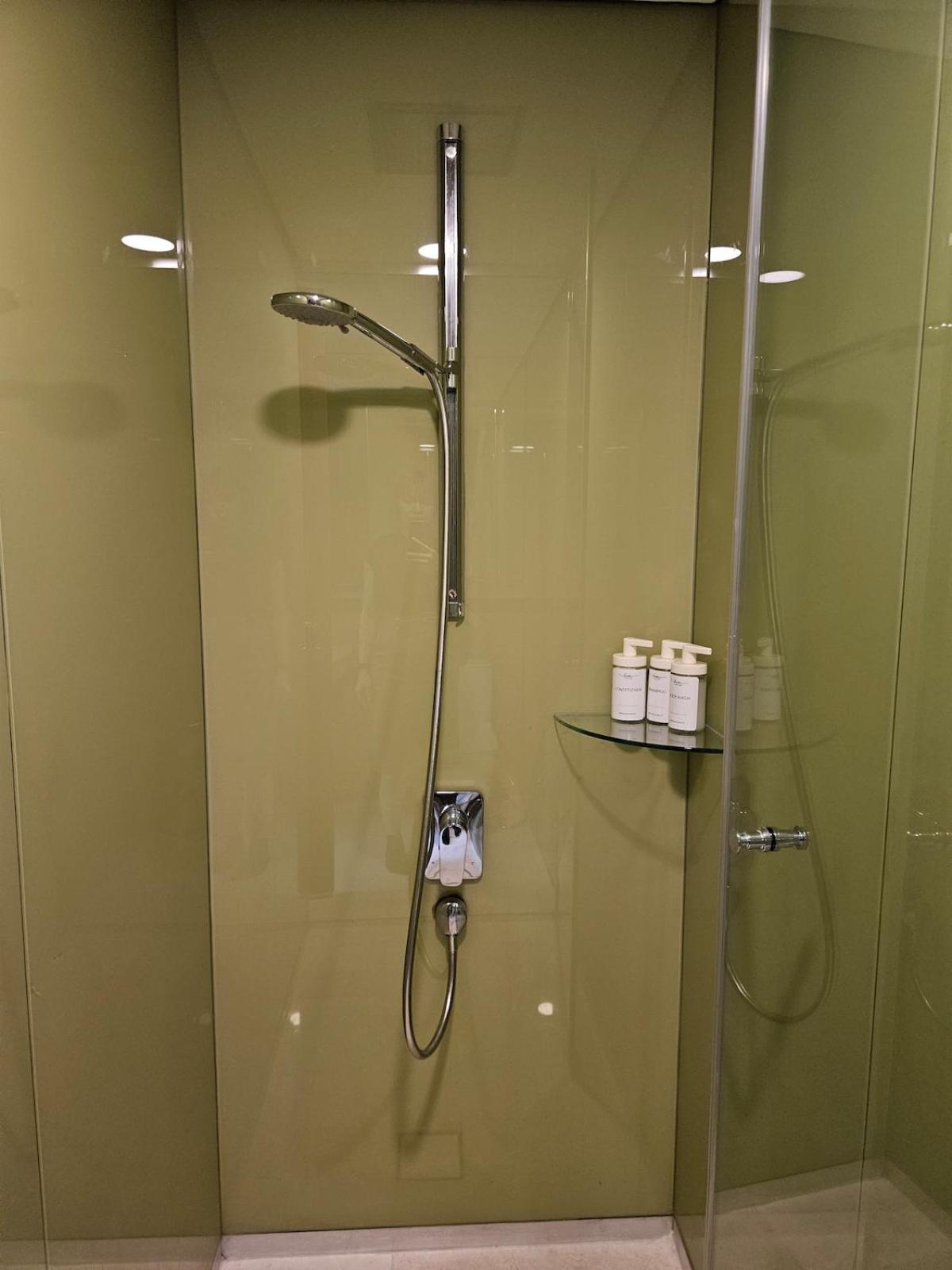 Sky Klcc Level 58, 600mbps Wifi - 2r 1bb Pangsapuri Kuala Lumpur